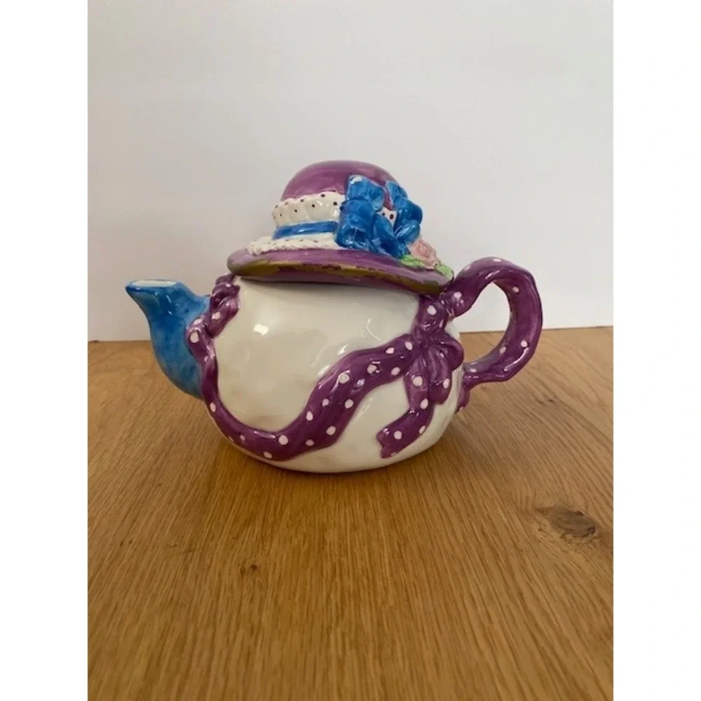 Bella Casa by Ganz Teapot Sun Hat Lid Purple Polka Dot Ribbon White Ceramic Good
